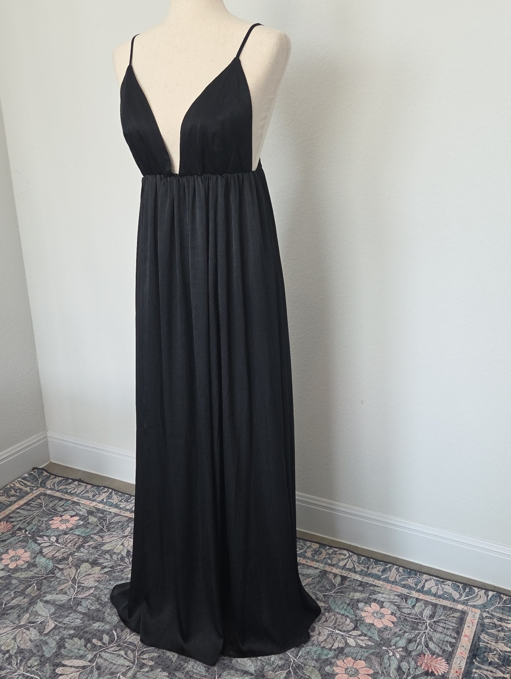 Free People Black Plunging V-Neck Maxi Long Stevie Dress Witchy Goth Gown Large - Picture 2 of 7
